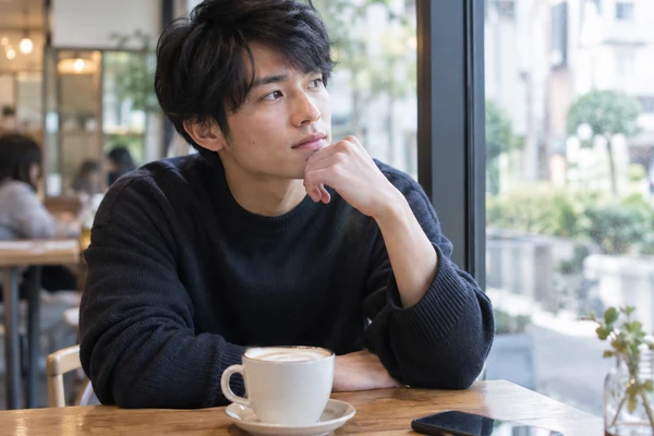 20代の男性が考えている